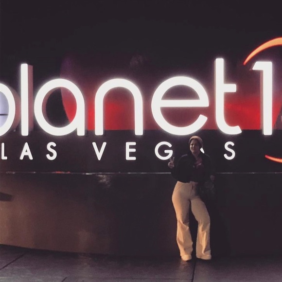 Meet your Posher, Megan - Picture 16 of 16